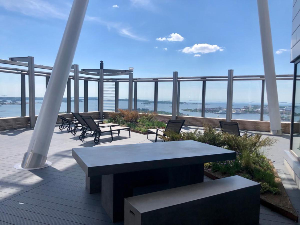 Luxury Skyscraper Apartment With Amazing View Over ヘルシンキ エクステリア 写真