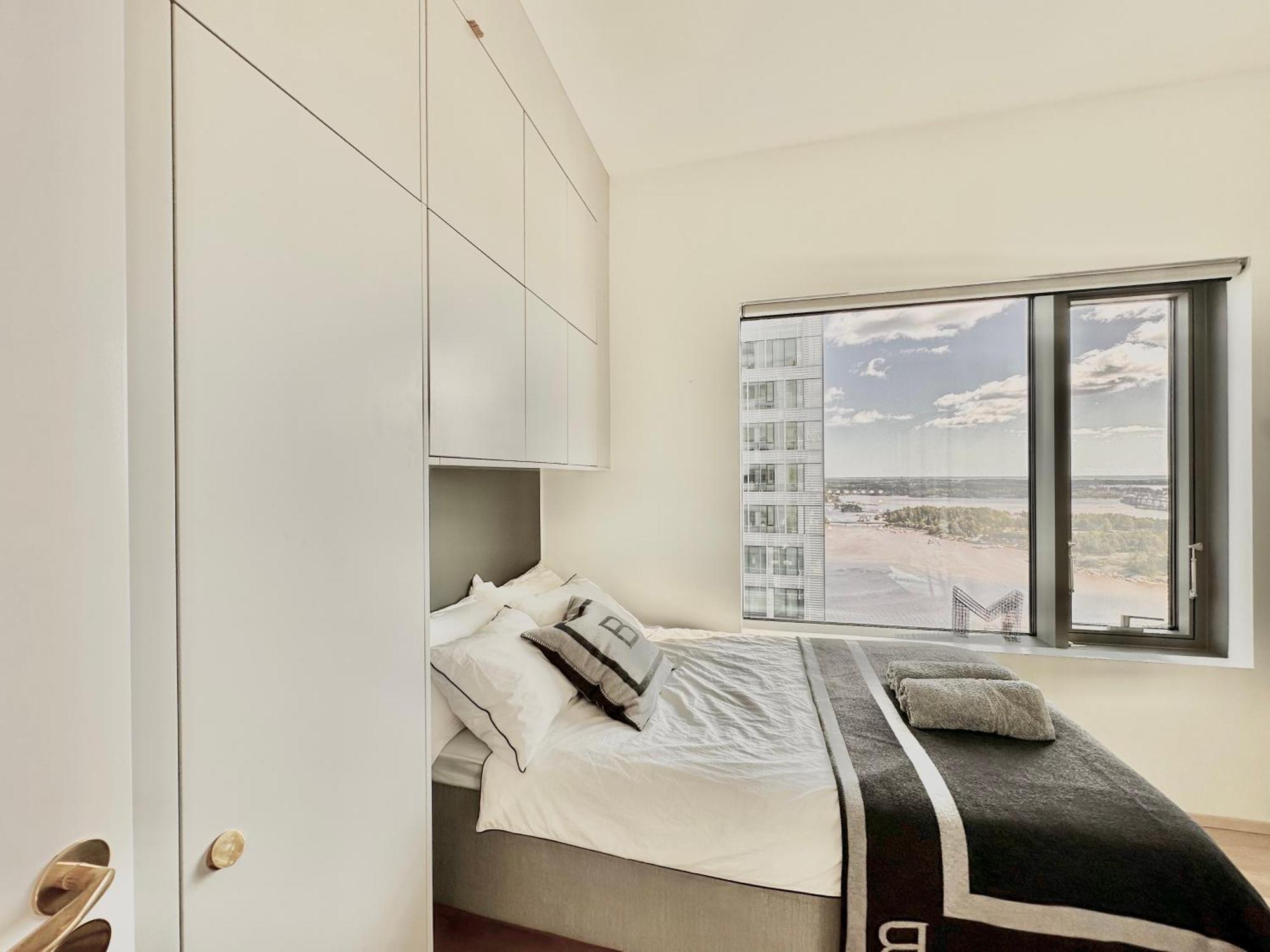 Luxury Skyscraper Apartment With Amazing View Over ヘルシンキ エクステリア 写真